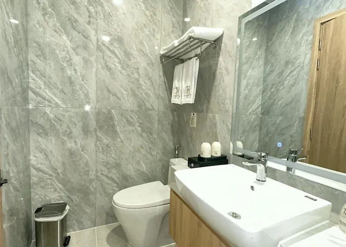 Th Hotel